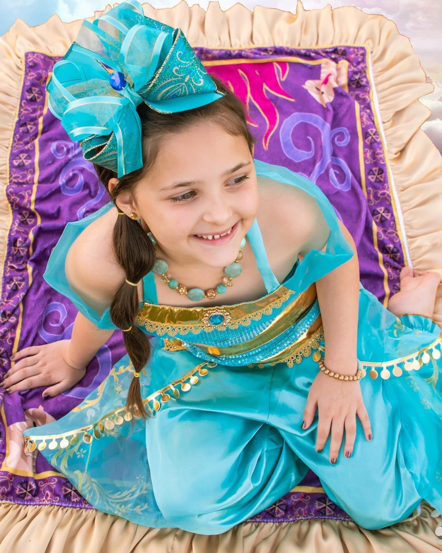 {PrinCESSED} Hair Bow Secondary image